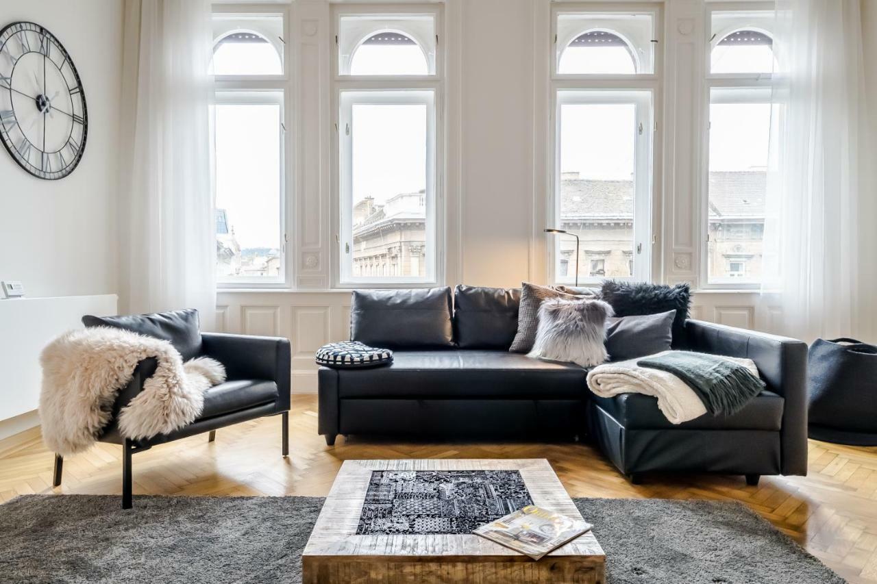 Apartment Bpr Luxe De Noir Et Blanc *